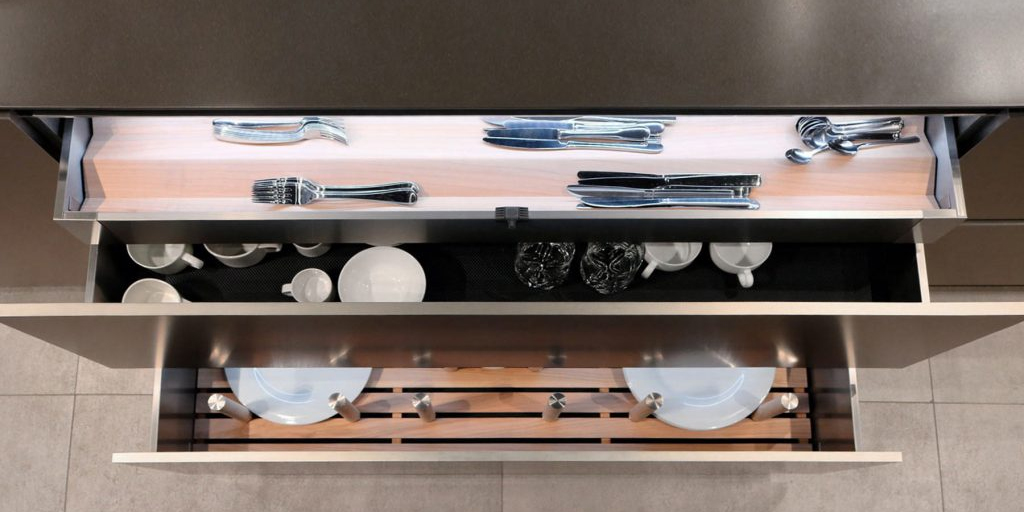 Bronze kitchen detail