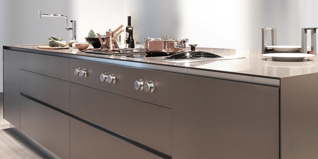 Bronze kitchen detail